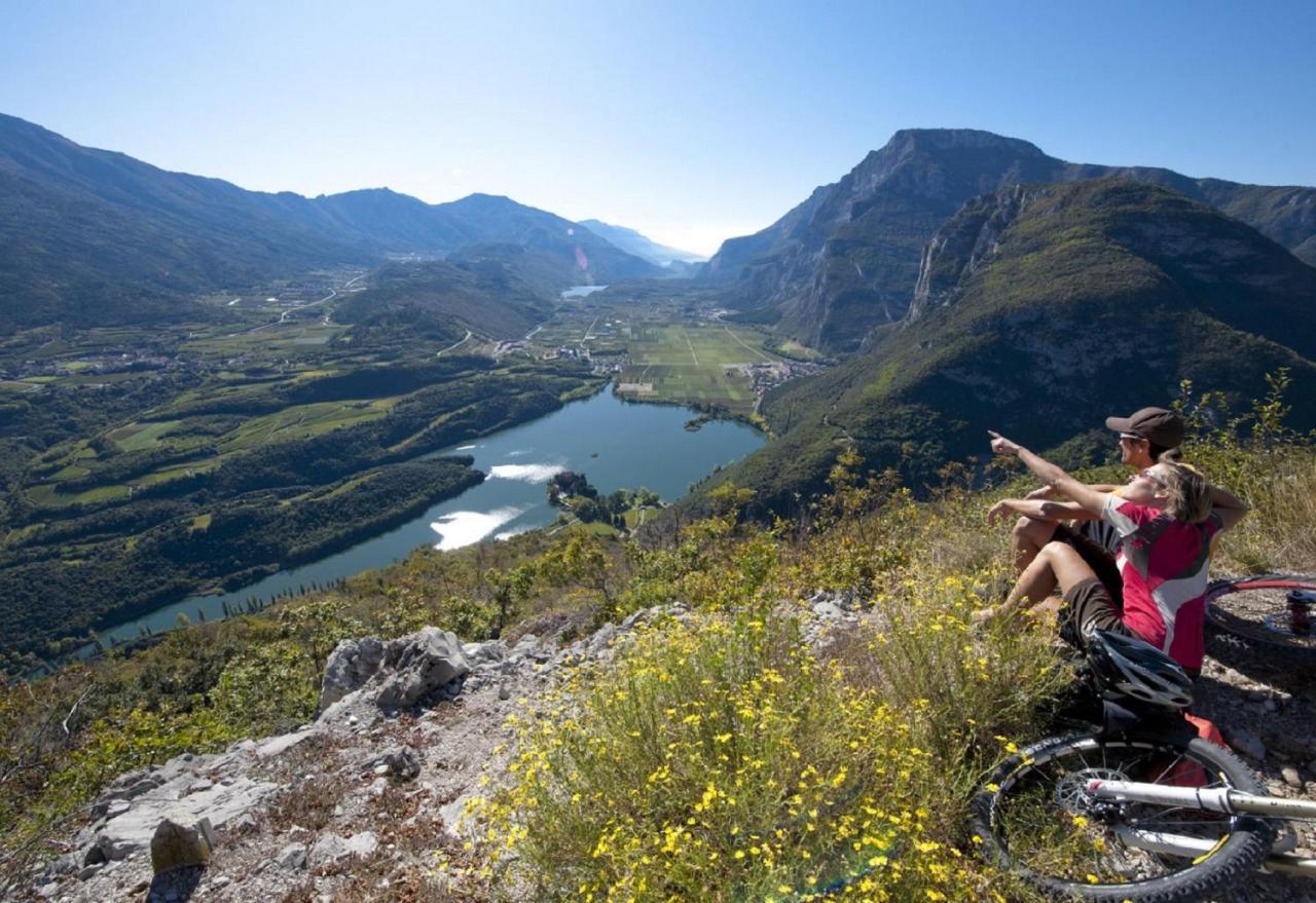 Appartamento Valle Dei Laghi Calavino المظهر الخارجي الصورة